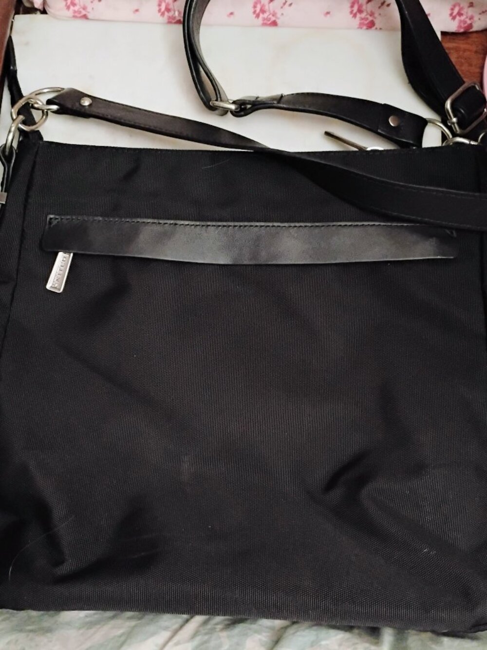 United Airlines Crossbody Bag